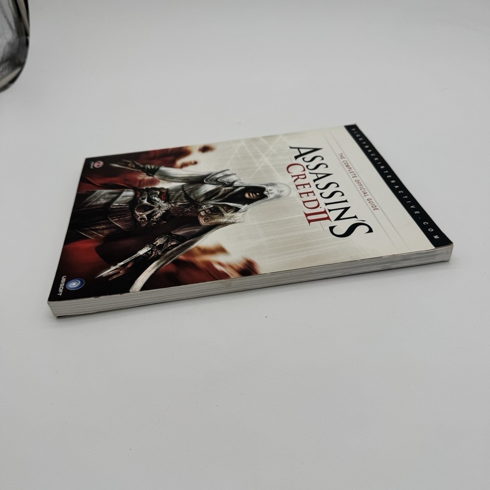 Assassins Creed II Complete Official Guide‎ Piggyback Ubisoft Map Included - Picture 3 of 10